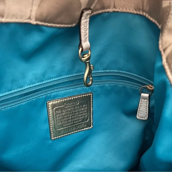 Coach Purse | Bella Signature Sateen | Large Purse | Poppy Collection | - Picture 7 of 10